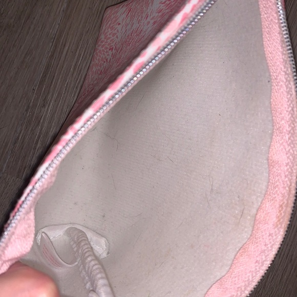 cosmetic bag! - Picture 2 of 2